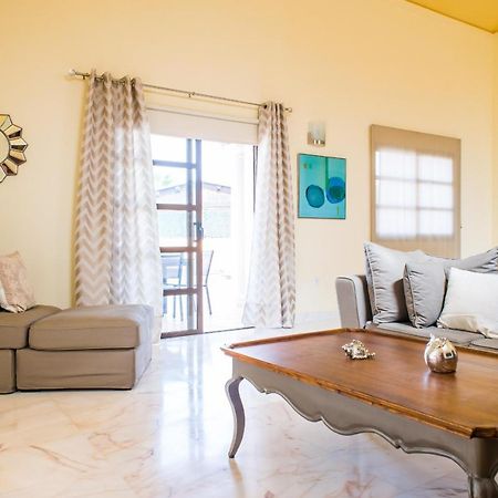 Villa Joy Private Pool Corralejo By Holidays Home Exterior photo